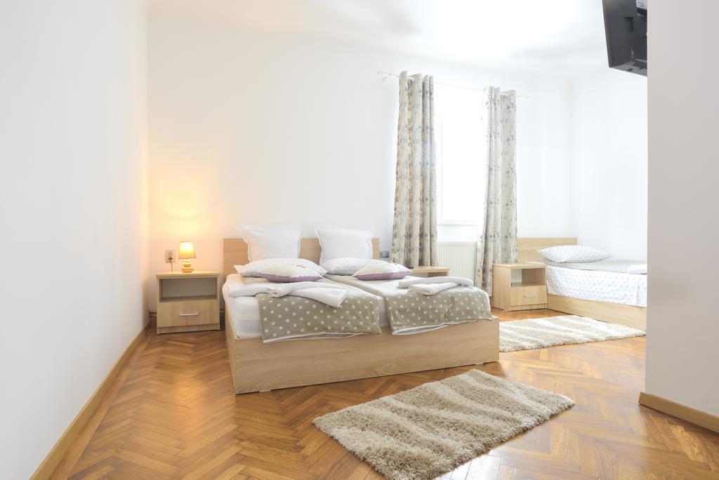 Pension Verona Centru Cluj-Napoca Ngoại thất bức ảnh