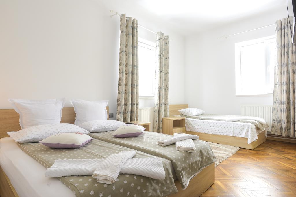 Pension Verona Centru Cluj-Napoca Ngoại thất bức ảnh