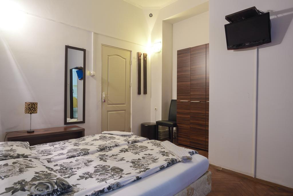 Pension Verona Centru Cluj-Napoca Ngoại thất bức ảnh