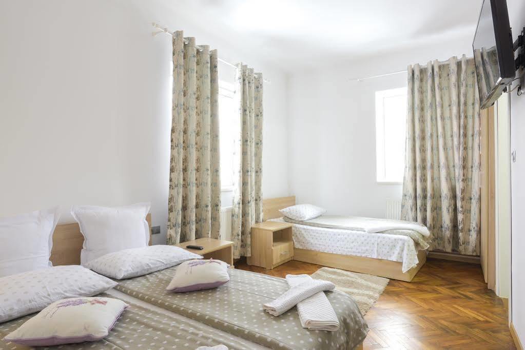 Pension Verona Centru Cluj-Napoca Ngoại thất bức ảnh