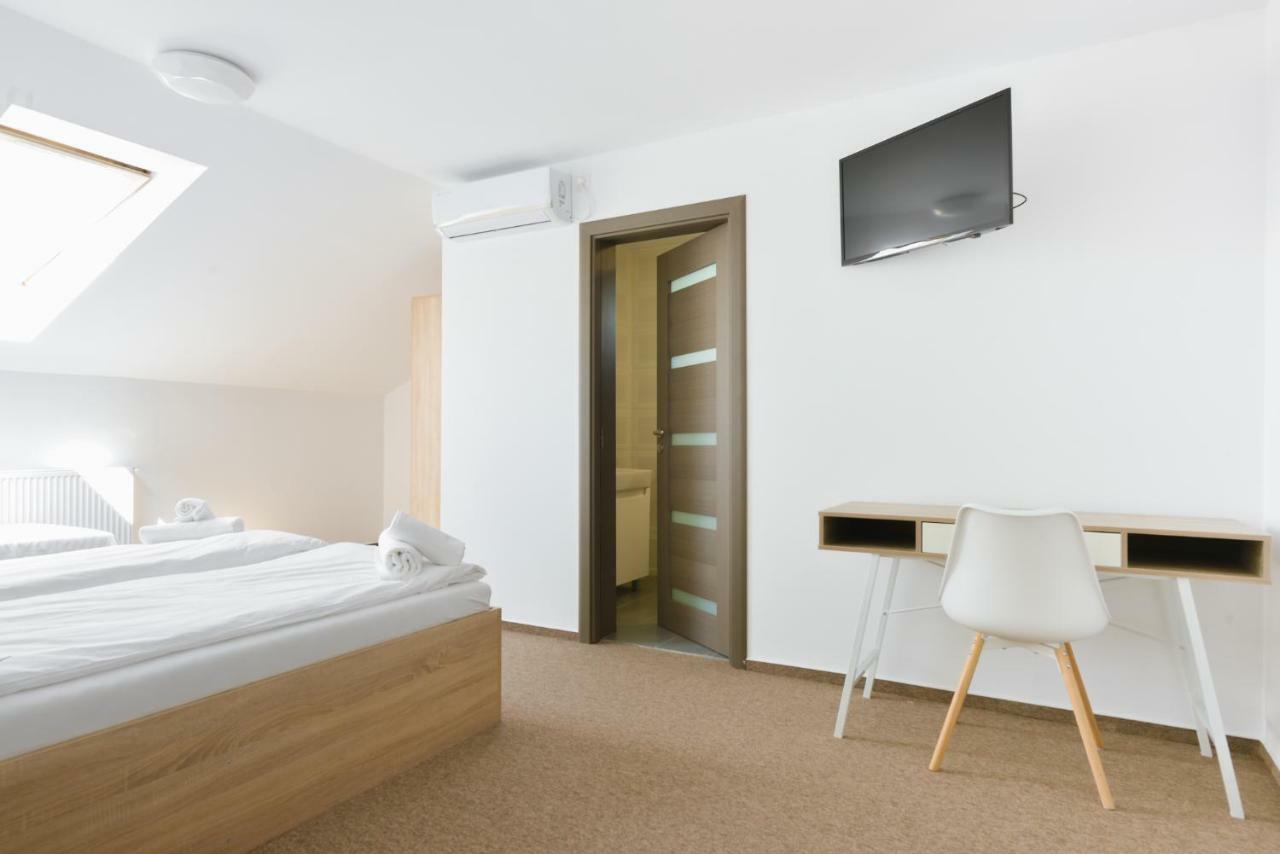 Pension Verona Centru Cluj-Napoca Ngoại thất bức ảnh