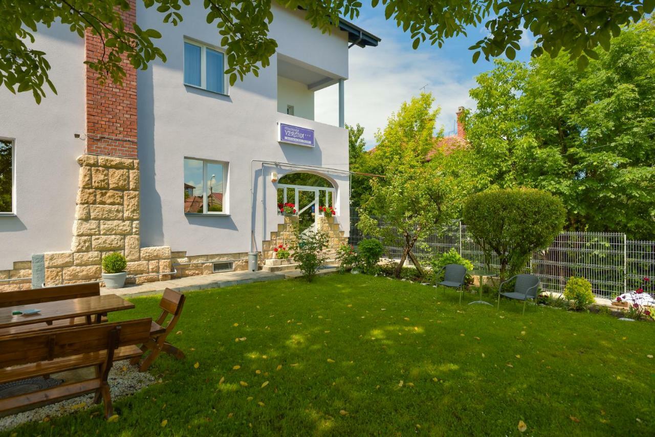 Pension Verona Centru Cluj-Napoca Ngoại thất bức ảnh